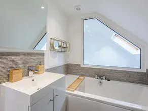 4 bedroom accommodation in Felpham, near Bognor Regis - Image 2