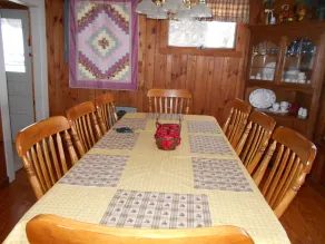 COMFORTABLE YEAR ROUND LAKE FRONT HOME - IN DER NÄHE DES SCHROON LAKE VILLAGE - Image 4