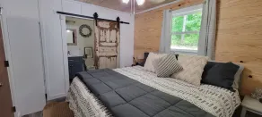 Creekside Cottage - Your Perfect Mountain Getaway! - Image 5