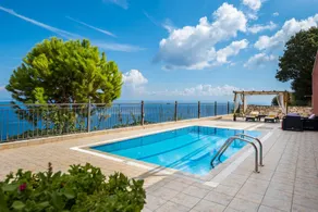 Eleni One Bedroom Villa with Sea View - Image 2