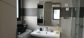 Petite Maison Confortable et Bien Placée - Image 2