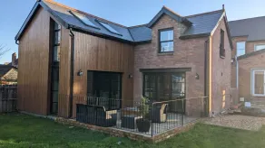 Cosy 2 Bedroom Coach House - Image 4