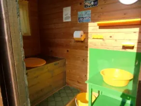 COTTAGE WITH WONDERFUL LOCATION AT LAKE VÄNERN - Image 3