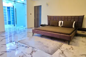 Luxurious Villa 5 mins from beach - Image 3