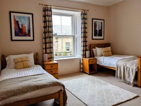 Spacieuse maisonette de 4 chambres sur High Street, frontières écossaises - Image 3
