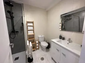 Condo with pool, A/C & sea view with 2 balcony - Image 3