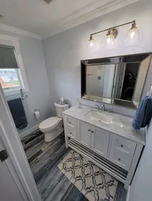 HOT TUB & Bicycles - Walking distance to the BEACH, bay, restaurants, & shopping - Image 5