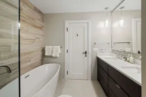 Ultimate Ski In/Out Luxury Townhome at Stowe's Spruce Peak - Image 2