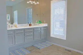 Golf Oasis Sleeps 22 Hot tub Firepit Gym Pool - Image 3
