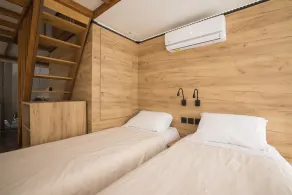 Family lodge with swimming pool for 6 to 7 people in the middle of the Garrigue - Image 5