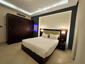 Luxurious apartment with a stunning sea view - Image 4