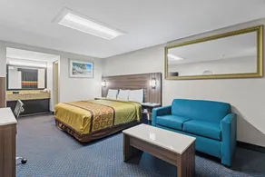 Guest Inn Rogers - Image 2