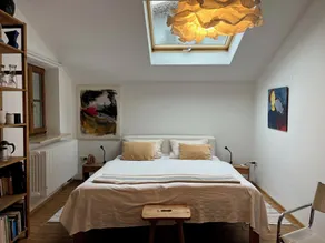 Cool studio in a beautiful location - Image 4