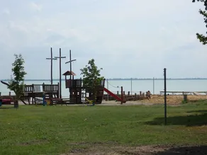 Holiday home near the beach with wifi - Image 4