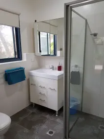 RETRAITE 1 BR PLAGE AVEC PISCINE LAP - près de Coogee Beach - Image 2