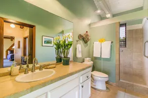 Emplacement parfait, vue imprenable sur l'océan et les montagnes, style et confort - Image 5