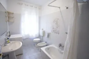 Uafhængig villa på øen Elba omgivet af grønne omgivelser med en smuk udsigt - Image 2