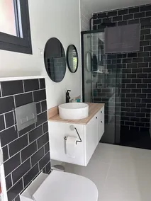 Maison Neuve Moderne Tout Confort Entre Plage et Montagne Avec Piscine Privé - Image 3
