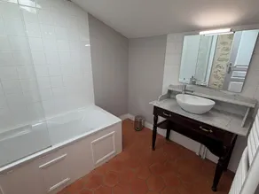 Charming cottage - 280m² - private heated pool - 5 bedrooms - Image 3