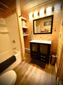 Quiet, peaceful, spotless studio near Lake Superior and all Bayfield amenities. - Image 5