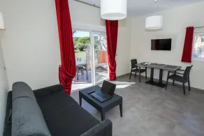 Studio Abordable Près de la Mer | Wi-Fi Gratuit - Image 3