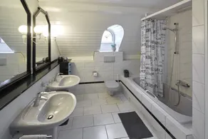 Gemütliche Altstadt Dachwohnung in Mitten der Rosenstadt Bischofszell - Image 3