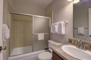 CC19 Chateau Claire - Image 5