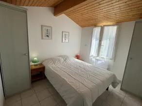 House for 6 people in small residence with swimming pool. - Image 2