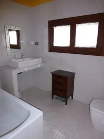 House sleeps 19. 2.5 km from beach, 8 km from Sitges, 45 km from Barcelona, Tarragona - Image 4