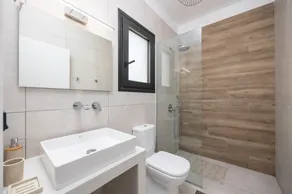 Villa Petra - Two Bedroom Villa, Sleeps 6 - Image 2