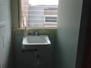 ett sovrum Loftlägenhet i hjärtat av Hilo centrum - Image 3