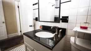 Evanston BnB - Image 3