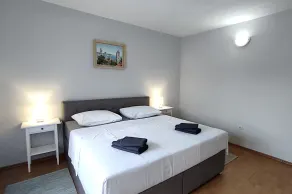 Appartements I Francs, 30 m de la mer, quai de bateau, salle communautaire, air - Image 4