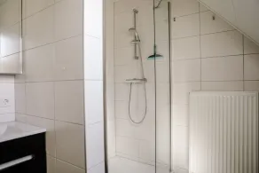 Nieuw en Volledig Uitgerust Appartement op de 1e Verdieping - Image 4