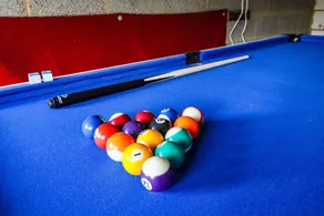 City Centre House • Pool Table • Driveway Parking • Sky TV • Fast Wifi • Yoko Property - Image 2
