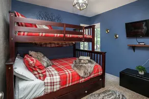 Sweet Retreat: Private Lake Access! Ski Dodge, Swim Pinecrest, Fast WiFi & AC. - Image 5