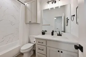 Newly built home minutes from Texas A&M campus - Image 5