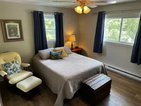 Cozy, 4 bedroom, 2 1/2 bath, Hot tub/Swim spa, 10 minutes to Hershey attractions - Image 3