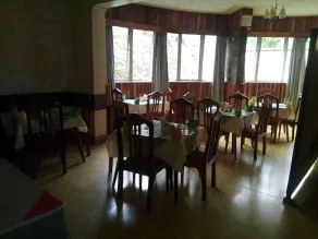 Hotel Eel - Image 4