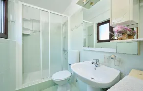 Nice Apartment In Savudrija With Wifi - Image 5