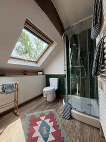 Beautifully restored farmhouse, magnificent views in central Burgundy - Image 3