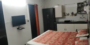 Elite studio Apartment - Image 4