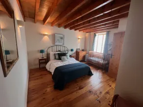 Tranquil and spacious gîte with own pool near market town - Image 5