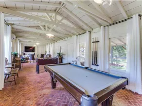 Historische Ranch-Lodge + 3 private Suiten mit Blick auf den Brazos River - Image 2