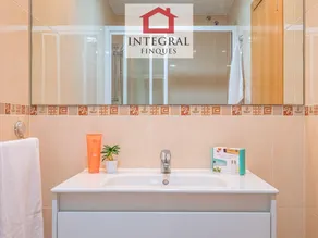 Modern Apartment Facing Sant Antoni Beach - Image 4