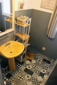 Logement indépendant à l’étage d'une maison - jardin, terrasse, 2km de la plage - Image 2