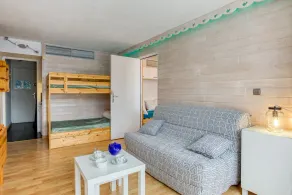 Le Winter - Studio Apartment, Sleeps 8 - Image 4