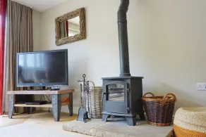 Sleeps 14, 7 Bedrooms, 2 Dogs Welcome, No Smoking, Wood burner, Garden, Cot and Highchair,  Children - Image 2