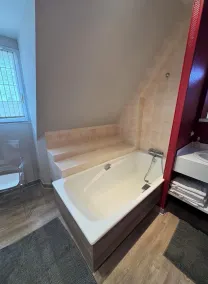 Villa lussuosa, vista mozzafiato sul mare, a 10 metri dalla spiaggia, 5 camere da letto, 10 persone - Image 3