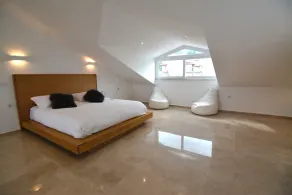Luxury Villa in Ölüdeniz - Image 5